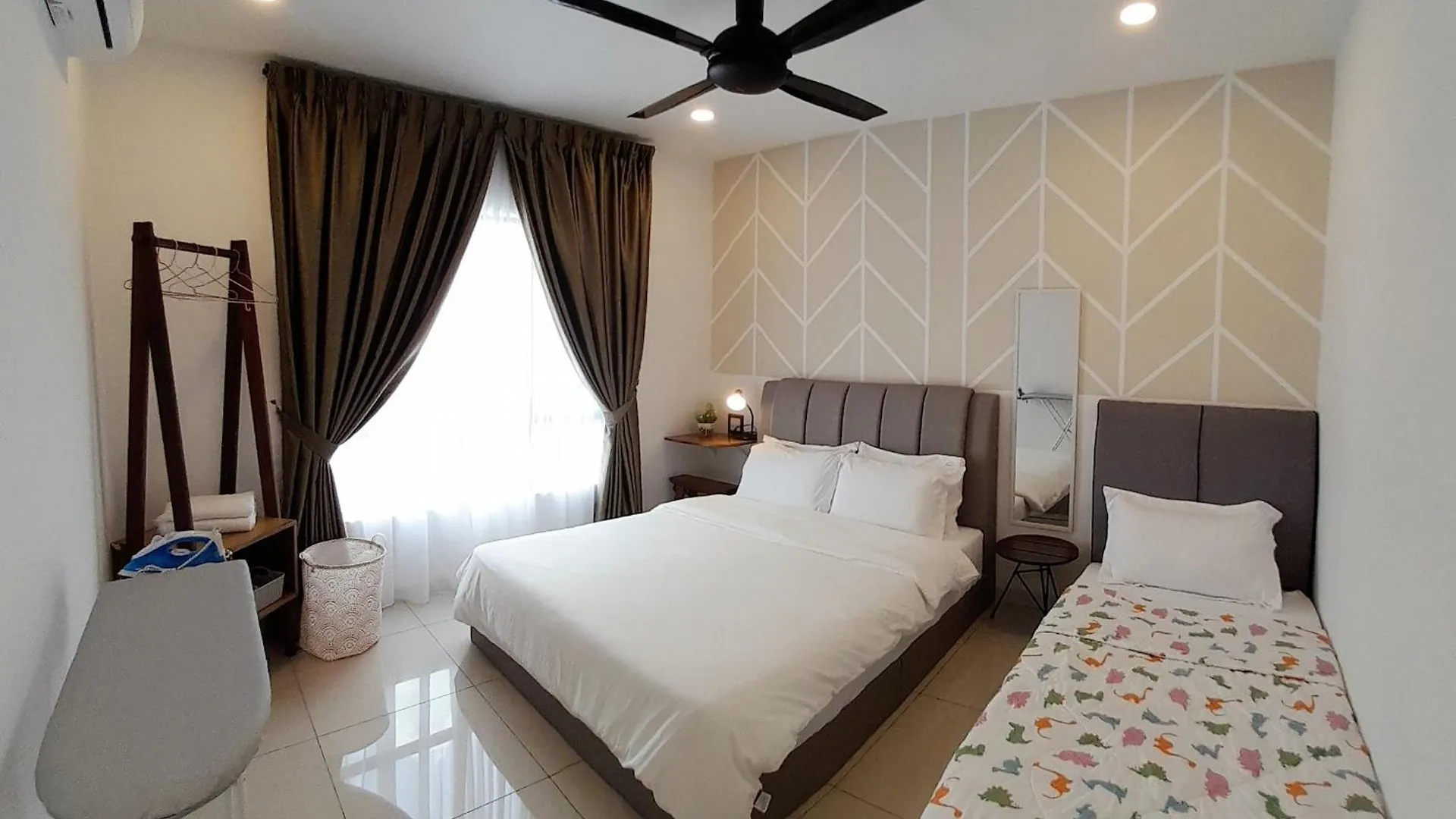 Ipoh Homestay - Manhattan Condominium With Water Park & Leisure Facilities 0*,  Malaysia
